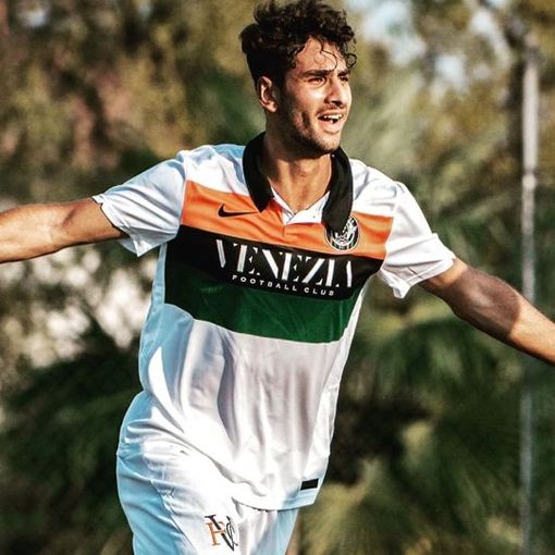 Domenico Rossi sta facendo strada. L'esordio da titolare in Coppa Italia contro il Verona e due presenze in serie B con il suo Venezia