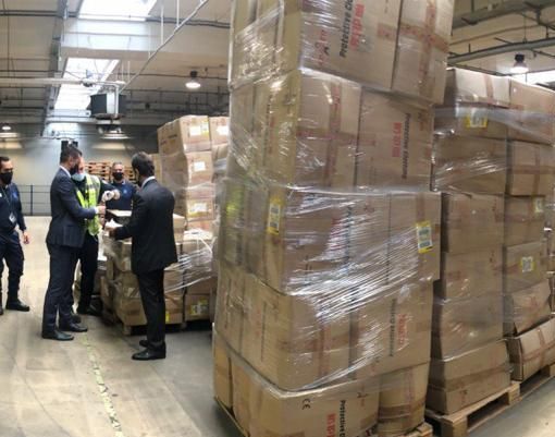 In un anno a Malpensa trovate 850 milioni di mascherine irregolari