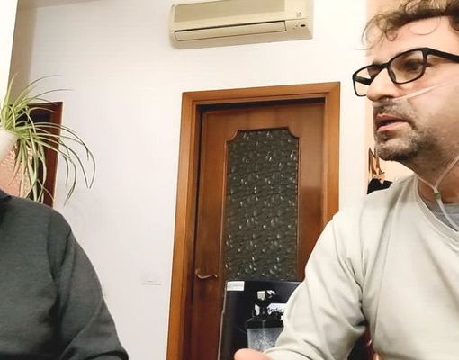 VIDEO. Ricoverato per Covid un mese in ospedale, la testimonianza: «Non mi sono vaccinato ma fatelo, per favore fatelo»