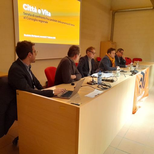 Da sinistra, Cesare Coppe (Cèv), Roberto Morandi, Giacomo Cattaneo, Samuele Astuti, Giuseppe De Bernardi Martignoni