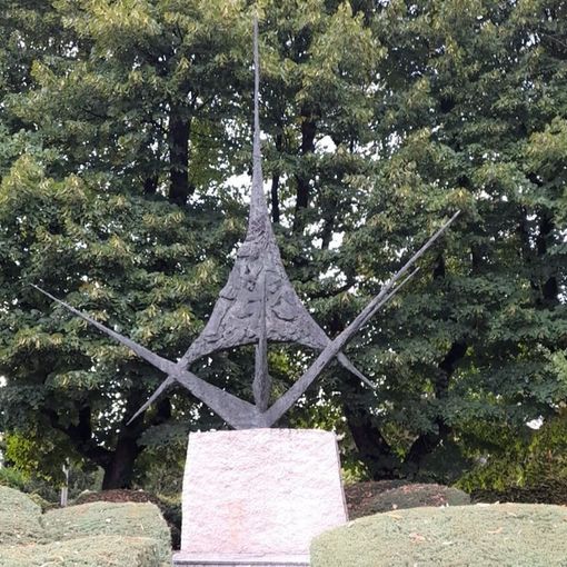 Il monumento di piazza XXV Aprile