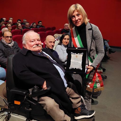 FOTO e VIDEO. Civiche benemerenze a Castellanza: «I gesti di ogni giorno possono contribuire alla crescita di una comunità»