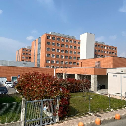 Coronavirus, ancora in aumento i ricoveri negli ospedali dell'Asst Sette Laghi: sono 403 i pazienti Covid positivi
