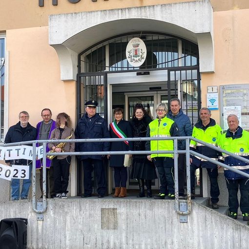 Marnate ricorda le vittime del Covid con i ragazzi delle scuole