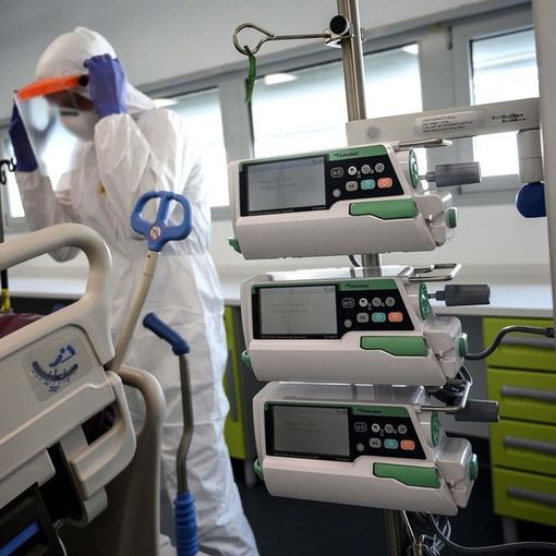 Coronavirus, calano i ricoverati al Circolo di Varese. Entro giugno stop ai reparti Covid negli ospedali di Tradate e Angera