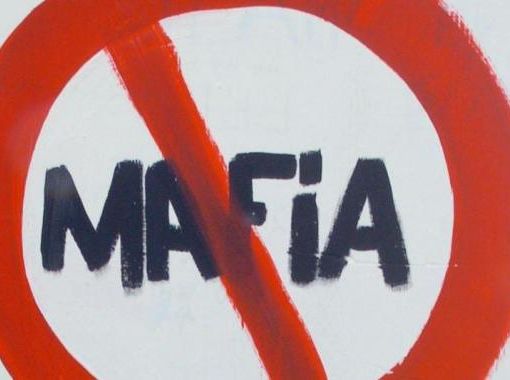 «Siamo infiltrati dalla mafia»