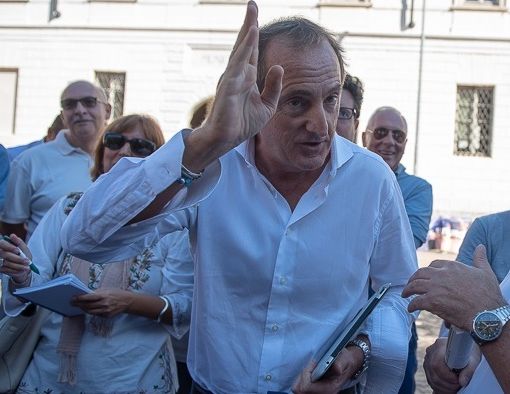 Provincia, Antonelli ringrazia i suoi consiglieri. E, per ora, non dice altro