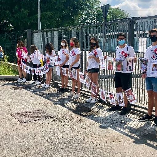 Stop all’attività agonistica della Bustese Nuoto. I genitori: “Chiediamo un confronto”