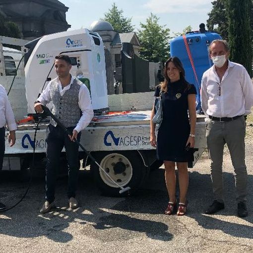Agesp presenta un nuovo macchinario, sempre più “green”
