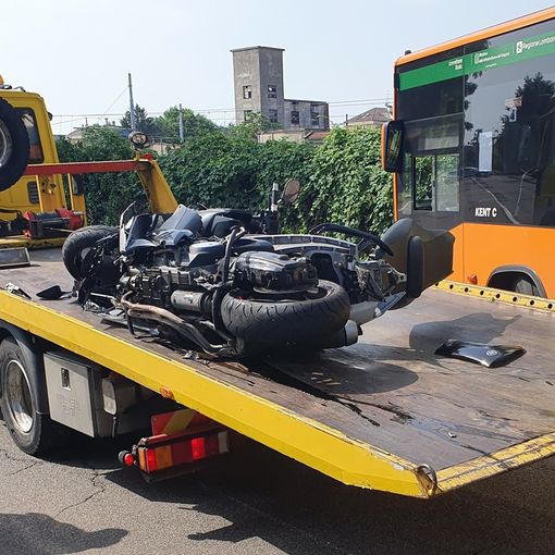 I mezzi coinvolti nell'incidente
