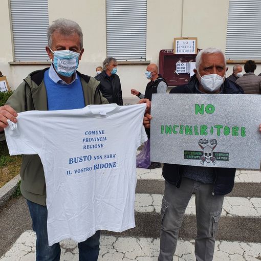 No Accam di nuovo in piazza a Borsano. «Il futuro non passa dall’inceneritore»
