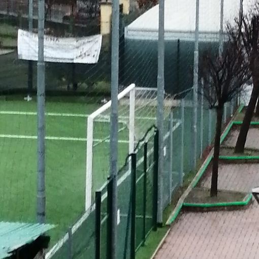 «È la bellezza dell'oratorio». La sorpresa al don milanista confezionata dagli adolescenti della parrocchia di San Giuseppe
