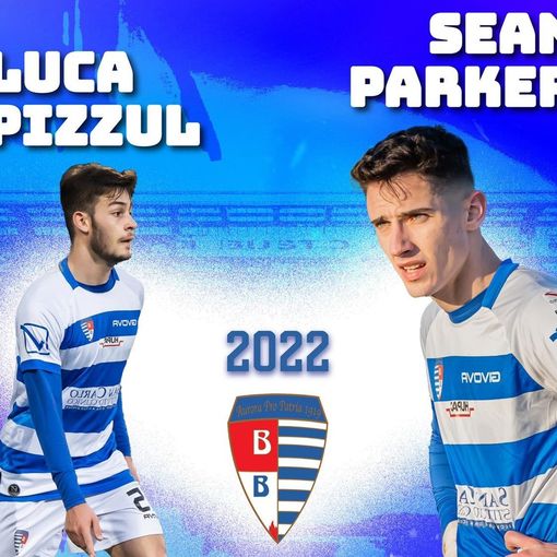 Pizzul e Parker in una bella immagine comune diffusa lo scorso marzo dalla Pro per il rinnovo di contratto