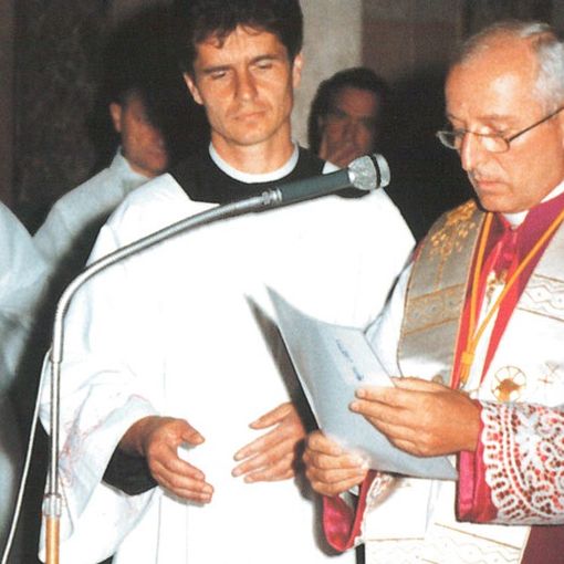Monignor Livetti con don Isidoro. Il 7 giugno don Lolo avrebbe compiuto gli anni (foto da donisidoro.it)