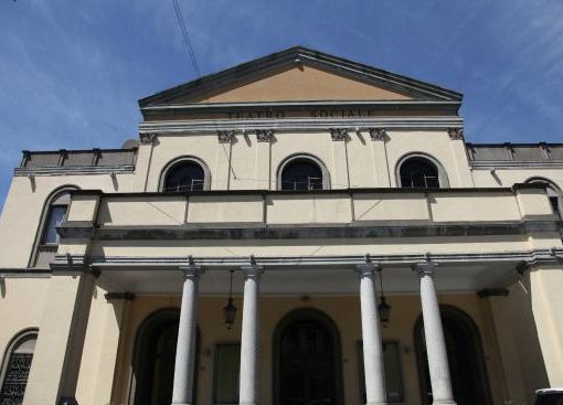 Teatro Sociale verso il sold out: ultimi biglietti per La Traviata