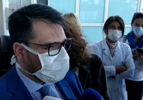 Tragedia Mottarone: iniziato il risveglio di Eitan: «La sua risposta è positiva, ma le condizioni restano critiche»