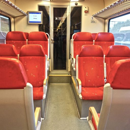 Ancora un giovane rapinato sul treno lungo la Saronno-Seregno