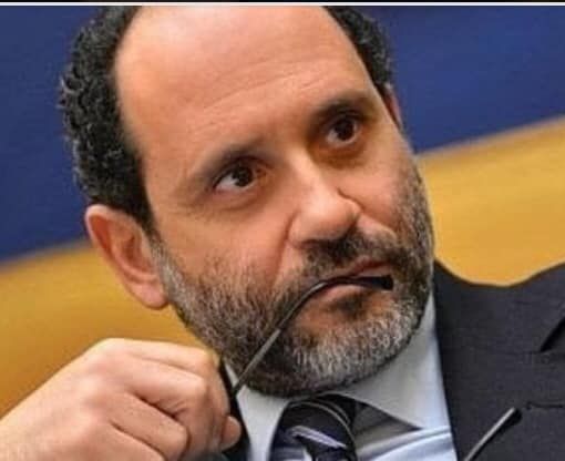 Foto dalla pagina Facebook di Antonio Ingroia