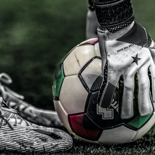 Il mercato della Pro Patria, come un esercizio di bella calligrafia