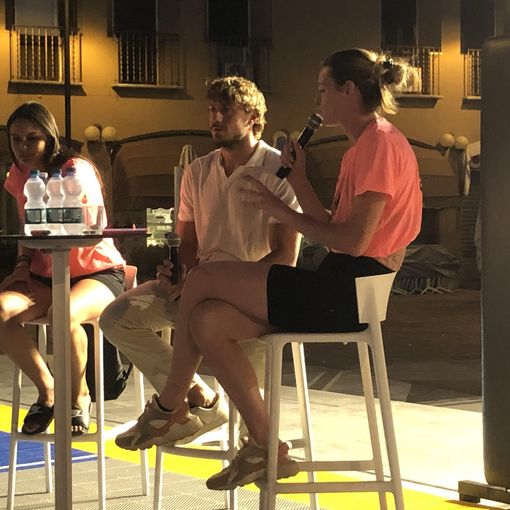 FOTO E VIDEO Nicolò Martinenghi: «Sono una persona molto competitiva e in acqua conta tanto la testa»