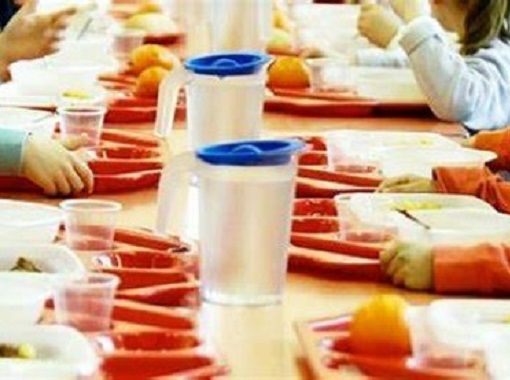 Focolaio di tossinfezione alimentare a Gallarate: 93 segnalazioni. Ats Insubria avvia le indagini: «Prematuro giungere a conclusioni»