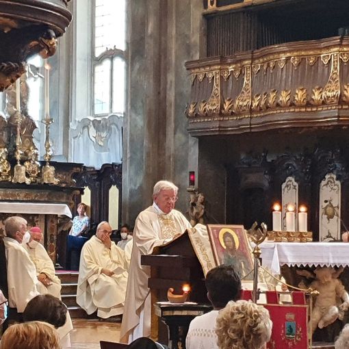 Patronale, gli 80 anni di don Grampa nella sua Busto. A settembre una celebrazione per la Madonna dell’Aiuto con Delpini