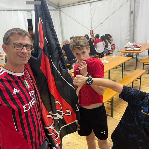 Don Giuseppe con i bambini e poi altre foto di festeggiamenti