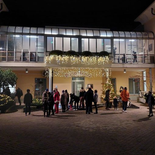 FOTO. Luci e presepi: a Marnate è iniziato ufficialmente il Natale