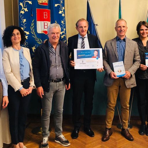 Festa dei nonni, obiettivo prevenzione: in piazza a Busto screening uditivi gratuiti domenica 2 ottobre