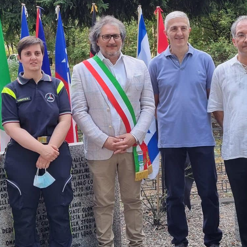 La cerimonia di Olgiate - dalla foto del profilo del sindaco Montano