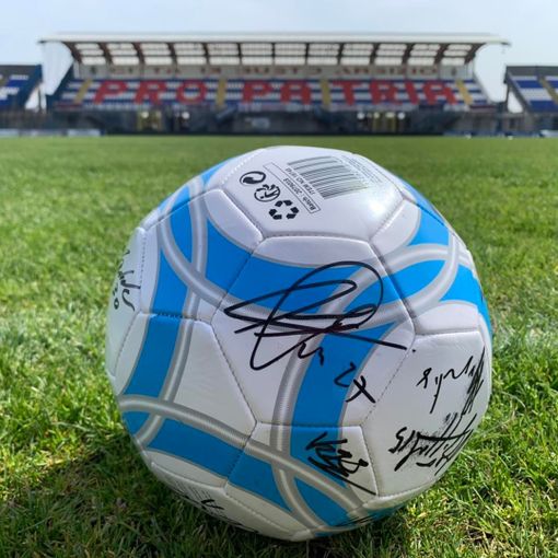 Sei un Under 14? Vieni allo stadio, vestiti di biancoblù e vinci un pallone firmato