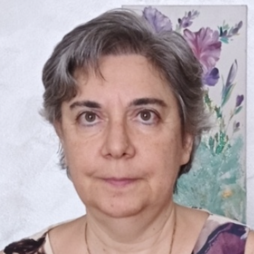In tantissimi per l'addio a Paola: «Hai sempre giocato in attacco anche contro la malattia»