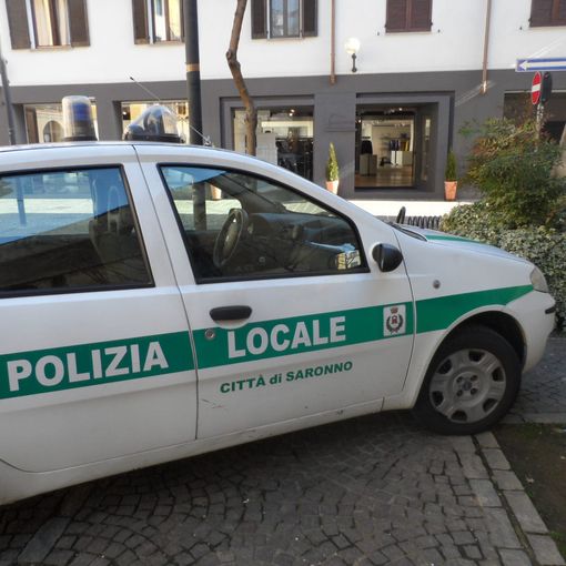 A spasso in centro con l’ascia
