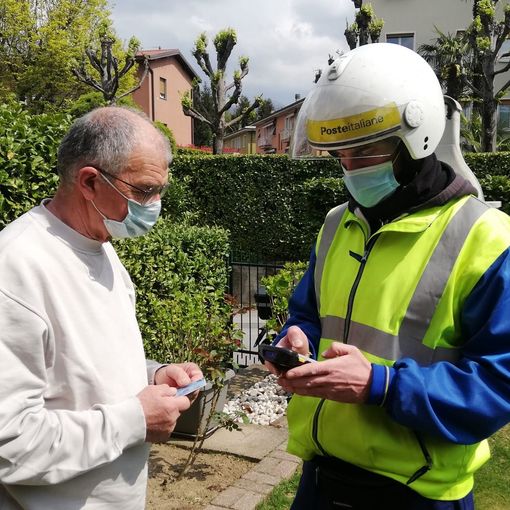 Lettere e pacchi in ritardo per l'emergenza Covid: «Ma adesso stiamo assumendo»