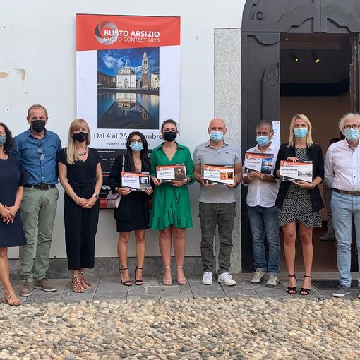 Fotografie, linguaggio di Busto. Anche oltre le mascherine