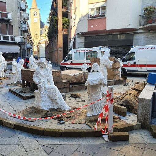 Busto, il presepe prende forma nella sua nuova location