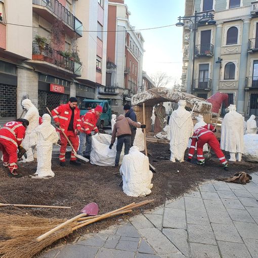 Busto, via il presepe. La prossima volta dove sarà? «Lascio decidere alla Croce rossa»
