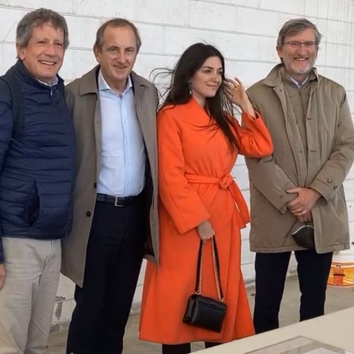 Da sinistra