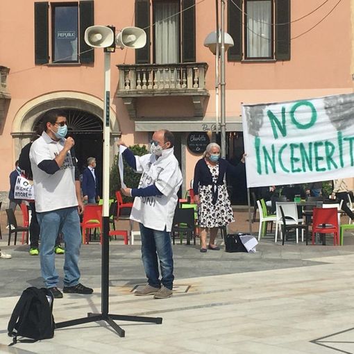 Busto in piazza: «Basta inceneritore, il nostro territorio va risanato»