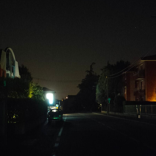 Via Cassano ieri sera al buio: foto per cortesia di Paolo Vignali