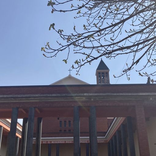 La felicità a Sant'Edoardo: «A fine giugno arriverà uno dei preti appena ordinati»