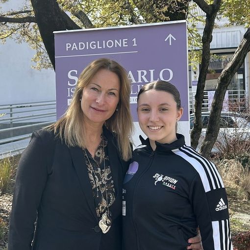 Roberta Dominici con l'amministratore delegato del San Carlo Sara Tosi