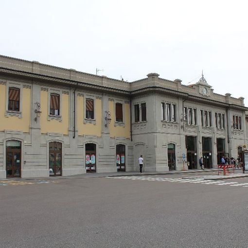 Castellanza, stazione: taglio del nastro per gli spazi assegnati alle associazioni