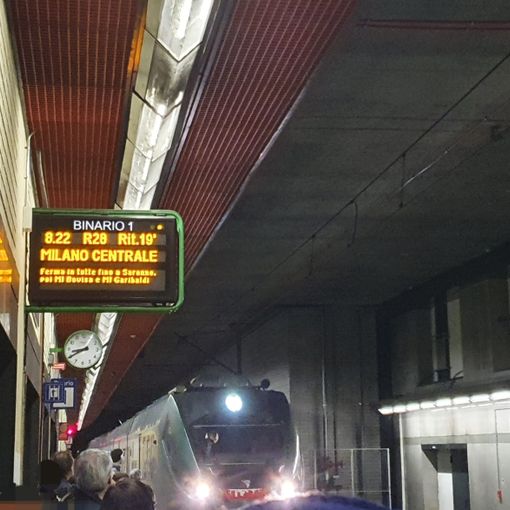 Buongiorno pendolare! Ritardo, viaggio in piedi e tappa forzata a Porta Garibaldi