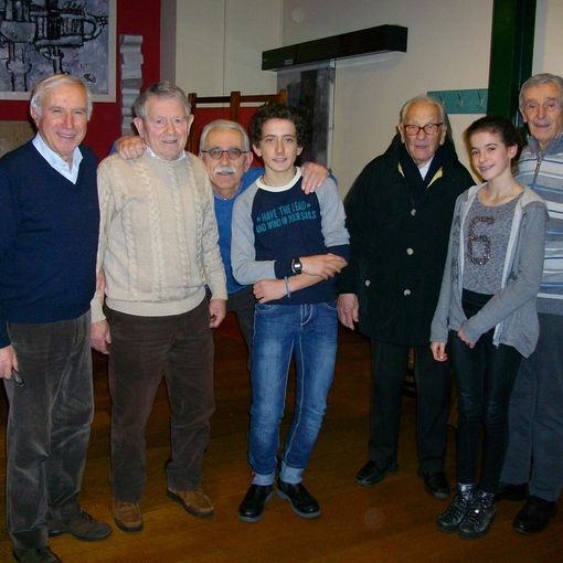 Taglioretti (secondo a sinistra) in una serata tra campioni, amici e giovani