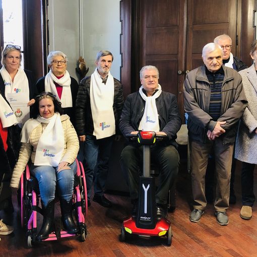 VIDEO. Telethon scende in campo a Busto Arsizio con il teatro e lo stand in centro
