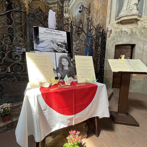 Il tempio civico ricorda la tragedia atomica e prega per la pace