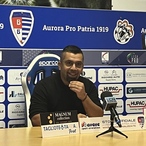I VIDEO. Sette punti in tre partite, la riscossa della Pro Patria. Mister Vargas, gli ultrà, i momenti da incorniciare (e da dimenticare)