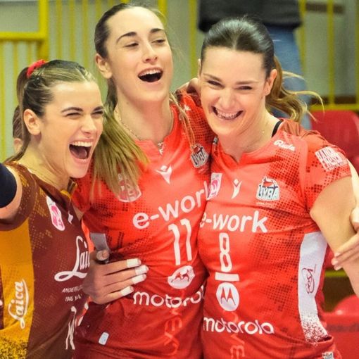 Uyba, l'emozionante addio di Giorgia Zannoni (VIDEO). Si ripartirà da quattro conferme e da una piccola (grande) metamorfosi