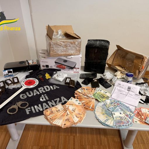 Malpensa, piccoli narcotrafficanti crescono. Giovane importatore di hashish scoperto dalla Finanza e arrestato. &quot;Piazzava&quot; la droga sui social